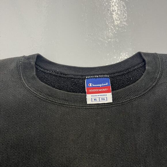 Vintage Y2k Champion Black Faded Reverse Weave Sweatshirt - Picture 3 of 3